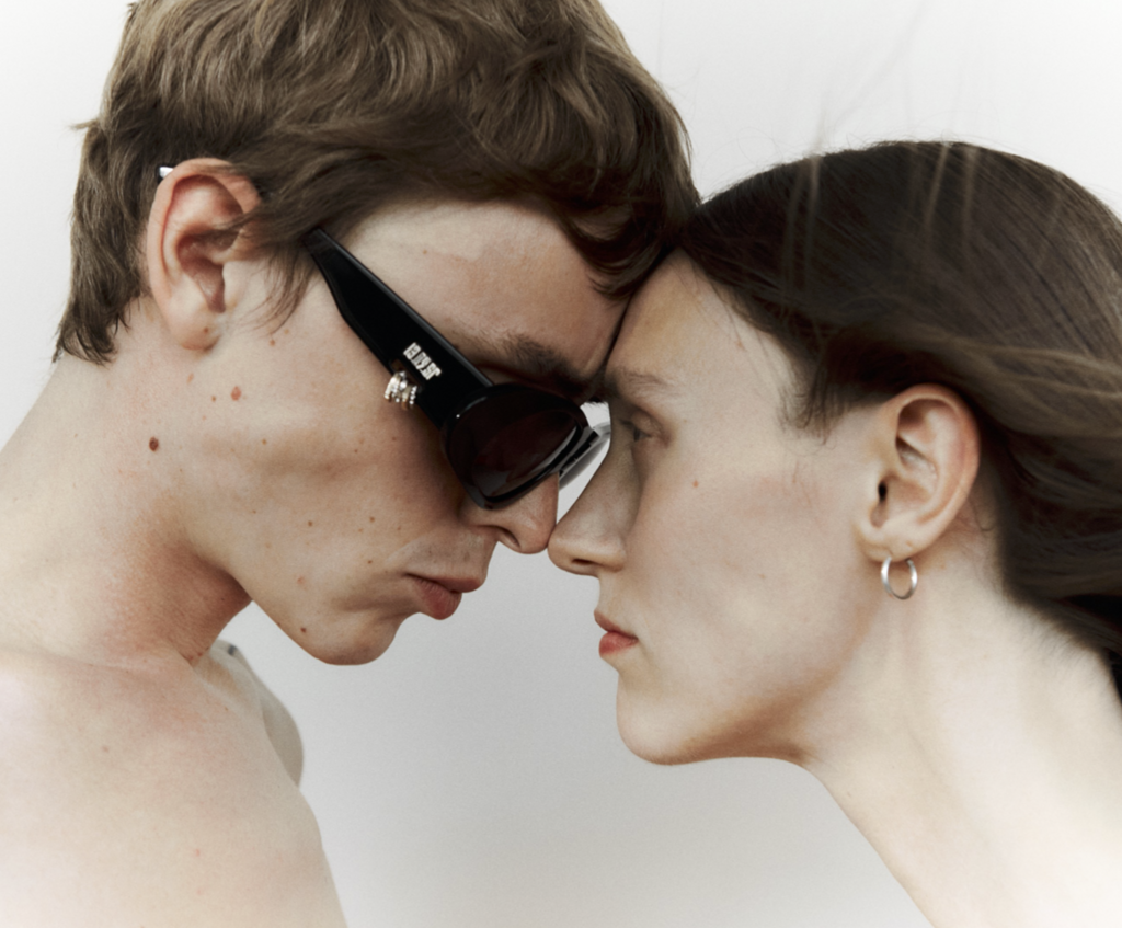 The everlasting anniversary - © Hot Copy